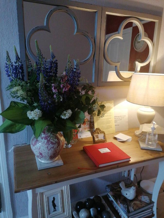 Bed&Breakfast Wagner "Im Alten Pfarrhaus" Neuruppin Exterior photo