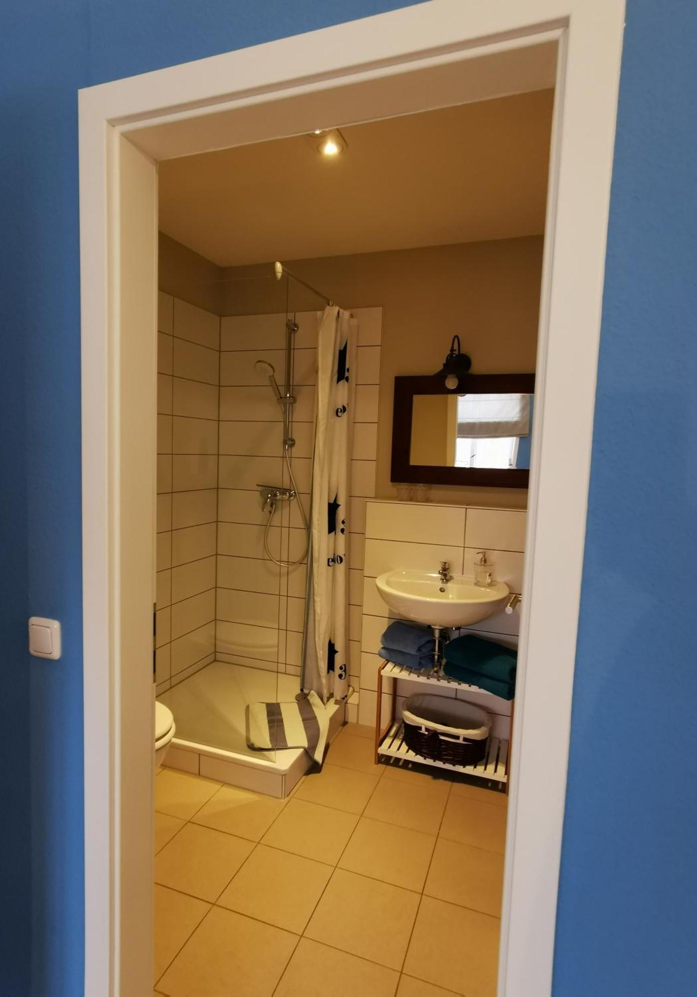 Bed&Breakfast Wagner "Im Alten Pfarrhaus" Neuruppin Exterior photo